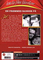En fremmed banker på (DVD)